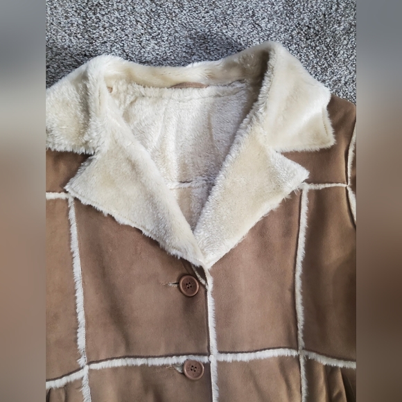 **SOLD ***Faux Suede & Shearling Winter Coat - Picture 3 of 12